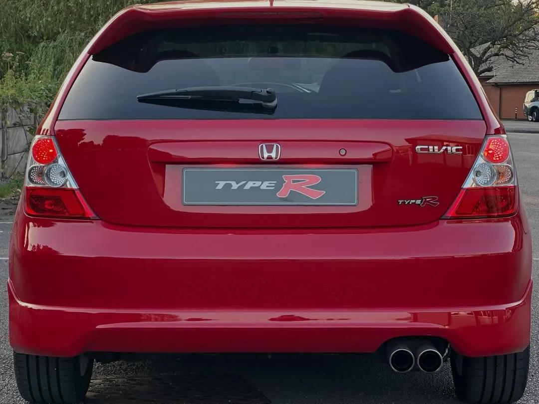 2005 Honda Civic Type R (EP3) Premier Edition: Rear view