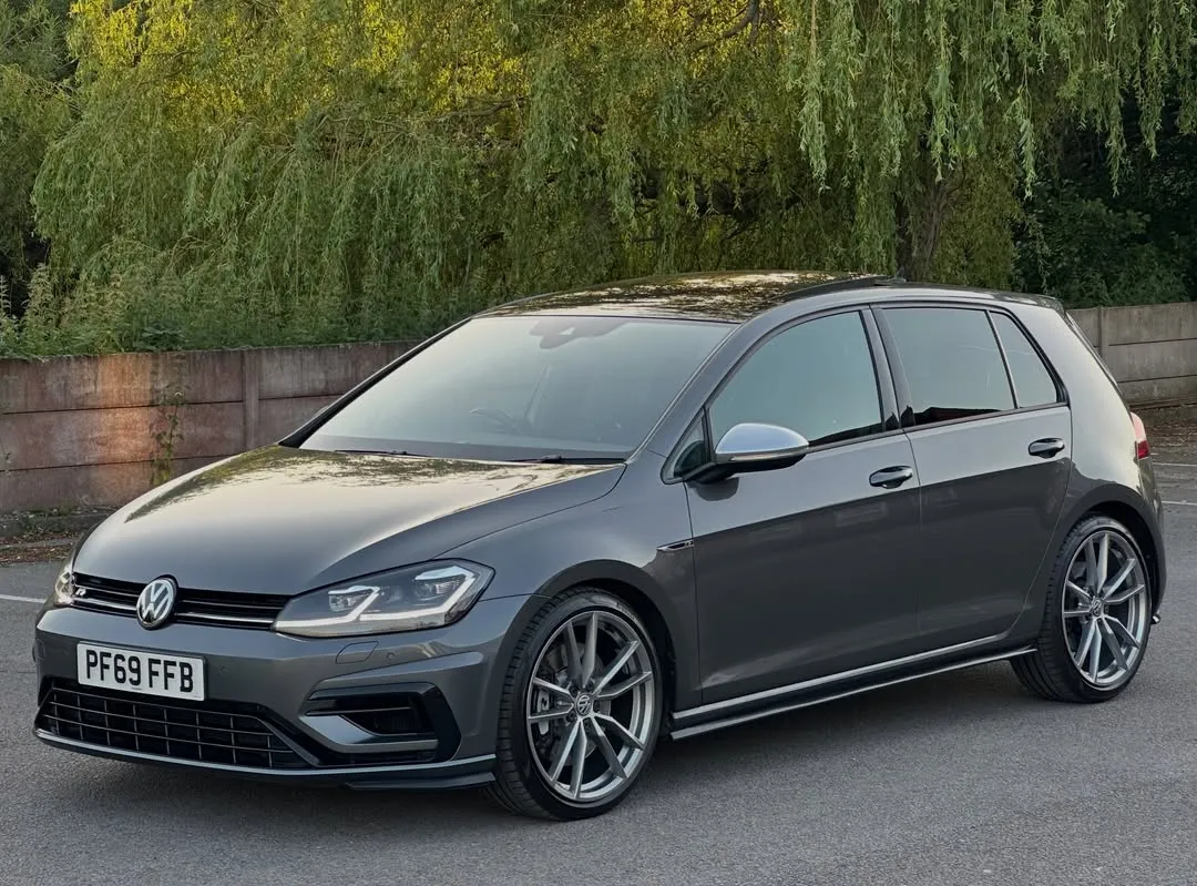 2019 Volkswagen Golf R (Mk7.5) Performance Pack: Front three-quarter view by trees