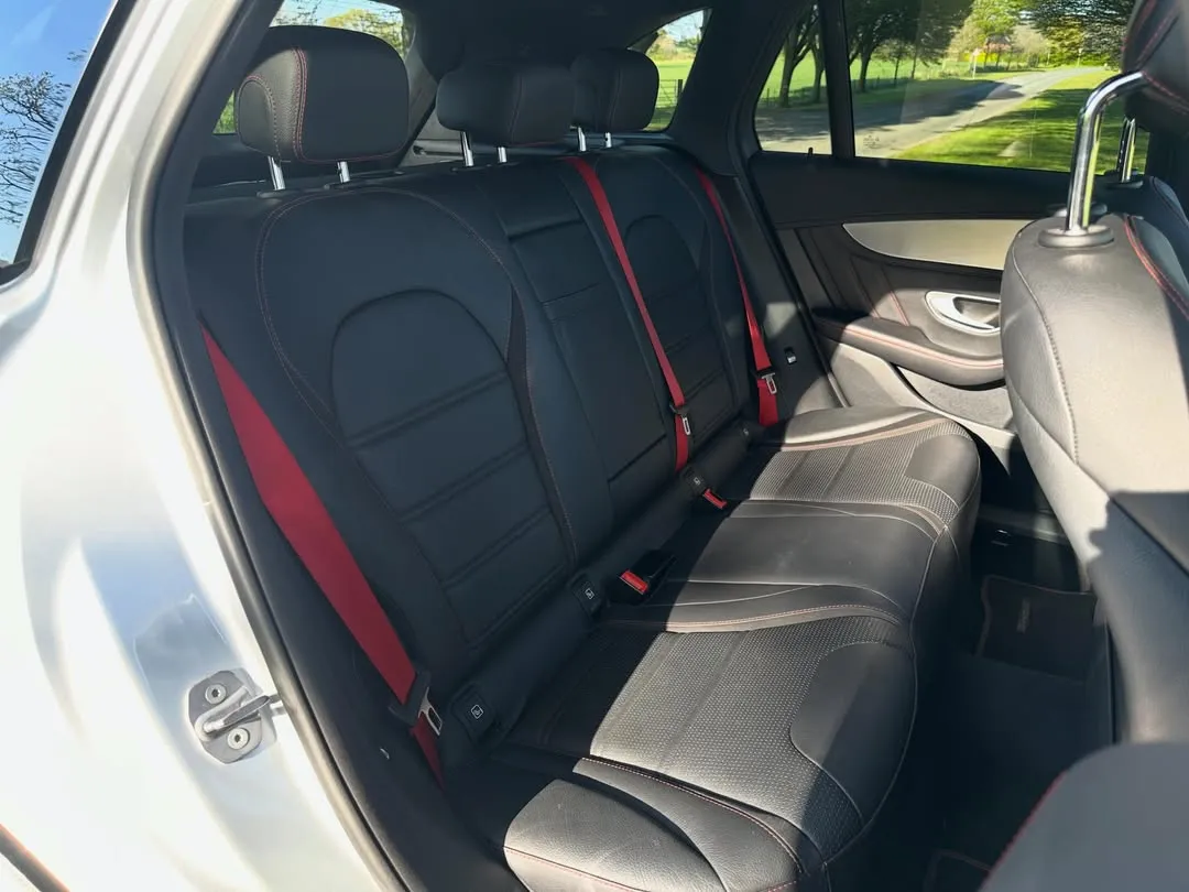 2017 Mercedes-AMG GLC 43 4MATIC: Rear seats from the other side