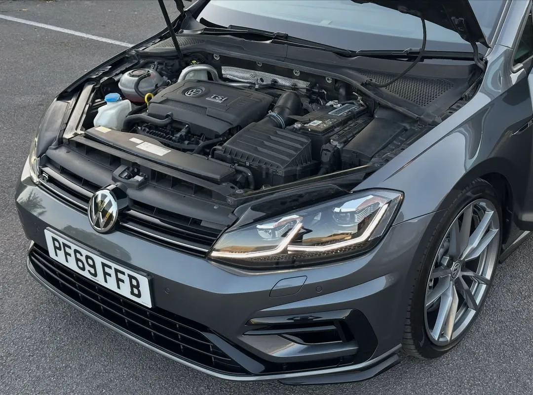 2019 Volkswagen Golf R (Mk7.5) Performance Pack: Engine bay with the bonnet open